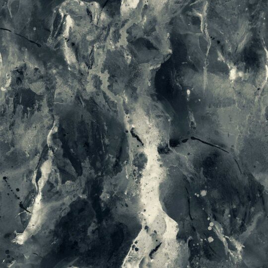 Paria wallpaper brings a sense of the outdoors into interior spaces, offering an earthy yet refined aesthetic that celebrates the untamed beauty of nature’s artistry.